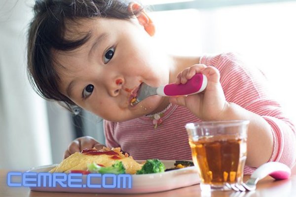 Yemek yemek istemeyen çocuğa ne yapmalı?