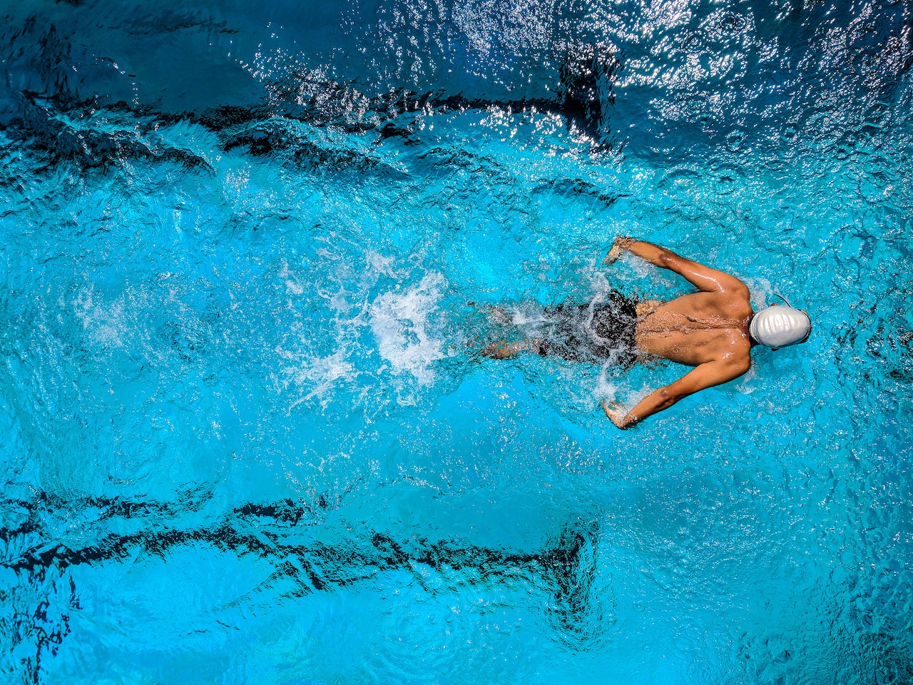Yüzmenin Faydaları, Nasıl yüzülür? Sağlığa Etkileri Nelerdir?