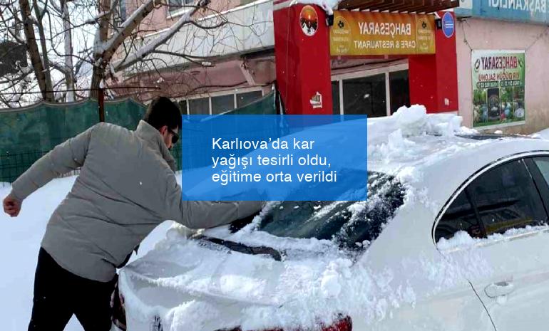 Karlıova’da kar yağışı tesirli oldu, eğitime orta verildi