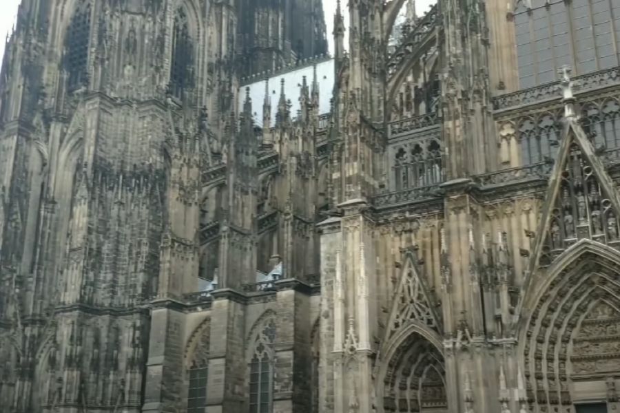 Köln Gezilecek Yerler